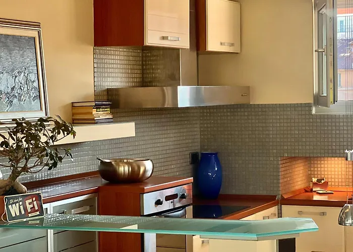 Nostalgic '90s Place Historical Center Apartmán