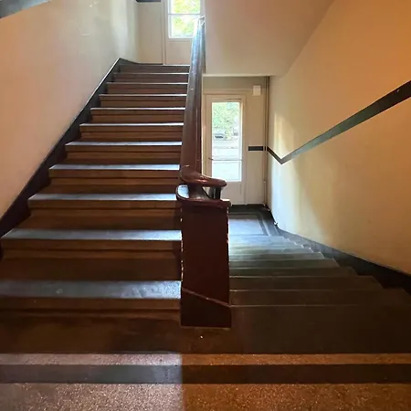 Nostalgic '90s Place Historical Center *