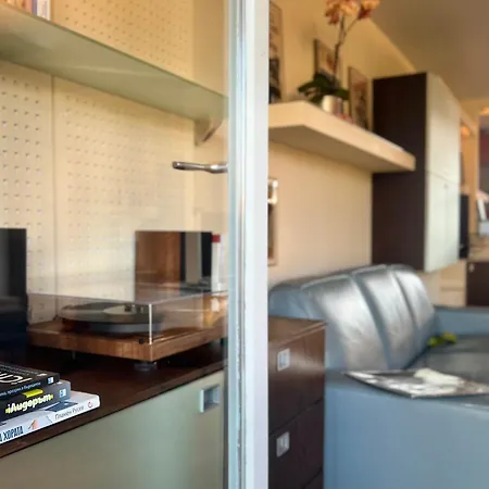 Nostalgic '90s Place Historical Center * Sófia