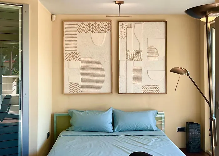 Nostalgic '90s Place Historical Center Апартамент